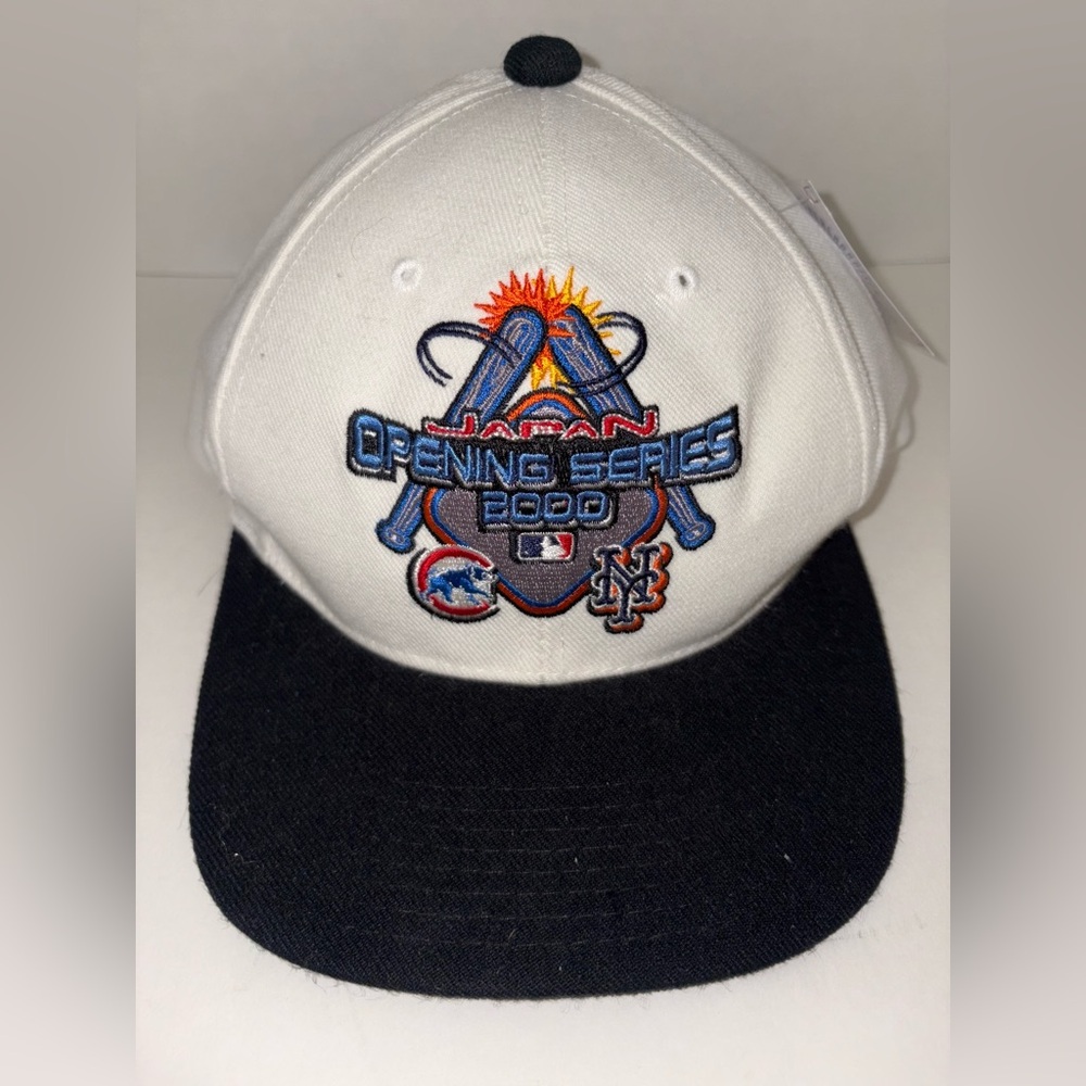 Vintage 2000 MLB Japan Official Opening Series Games SnapBack Hat - Cubs & Mets